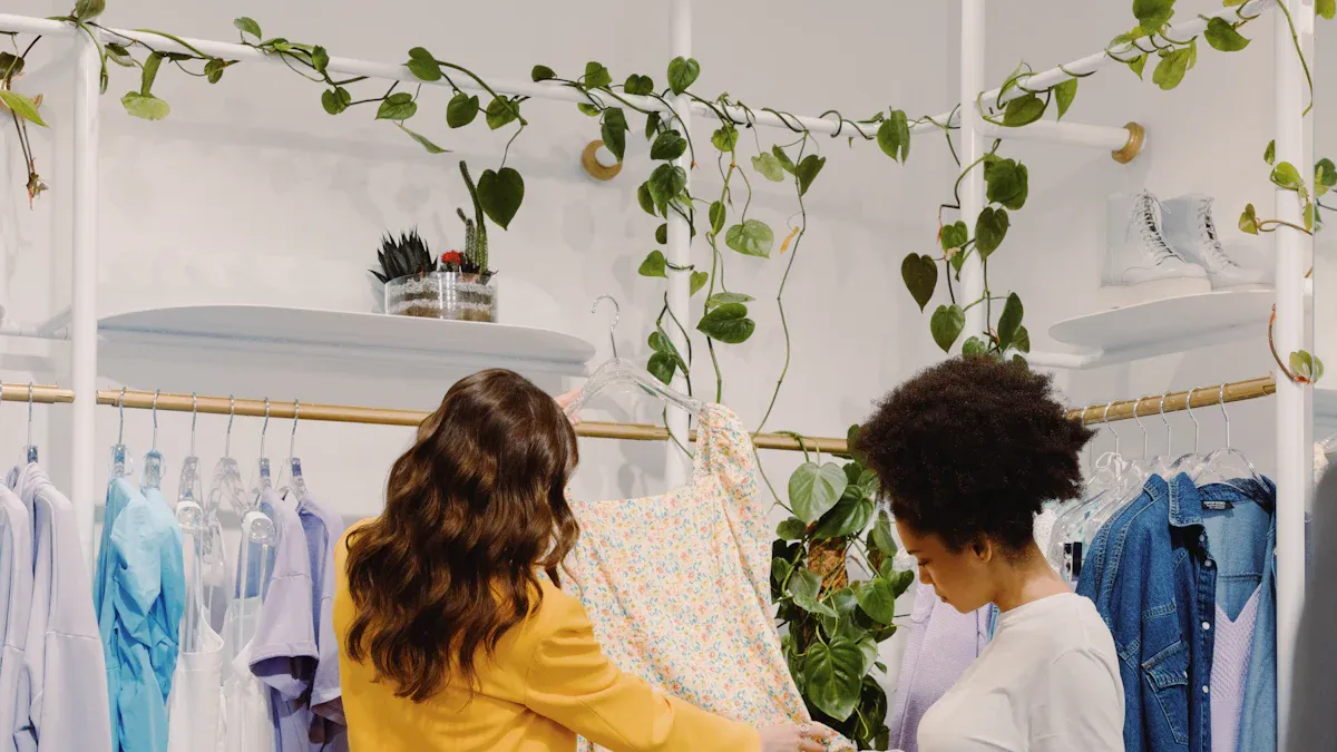 Modern Fashion Customer Insights